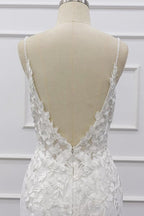Bestes Trägerkleid mit Applikationen und Meerjungfrauenschwanz für die Hochzeit