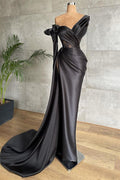 Vestido de Noche Largo de Sirena de Raso Negro con un Solo Hombro y Mangas Largas