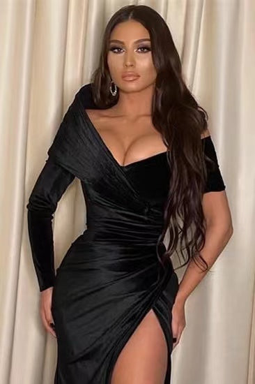 Black Off-The-Shoulder Long Sleeves Mermaid Velvet Evening Dress with Split