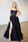 Vestido de noche largo negro, tirantes delgados, abertura delantera, silueta sirena con aplicaciones de encaje