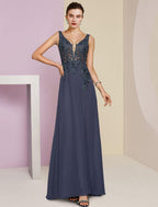 Vestido tubinho/coluna para mãe da noiva, festa de casamento, elegante, decote em V, comprimento até ao chão, chiffon, renda, sem mangas, com pregas, lantejoulas