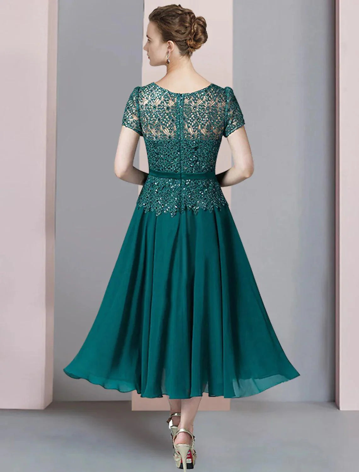 Vestido de mãe da noiva em duas peças, corte A, formal, para convidada de casamento, elegante, decote em V, comprimento chá, chiffon, renda, manga curta, incluído com aplicações de lantejoulas