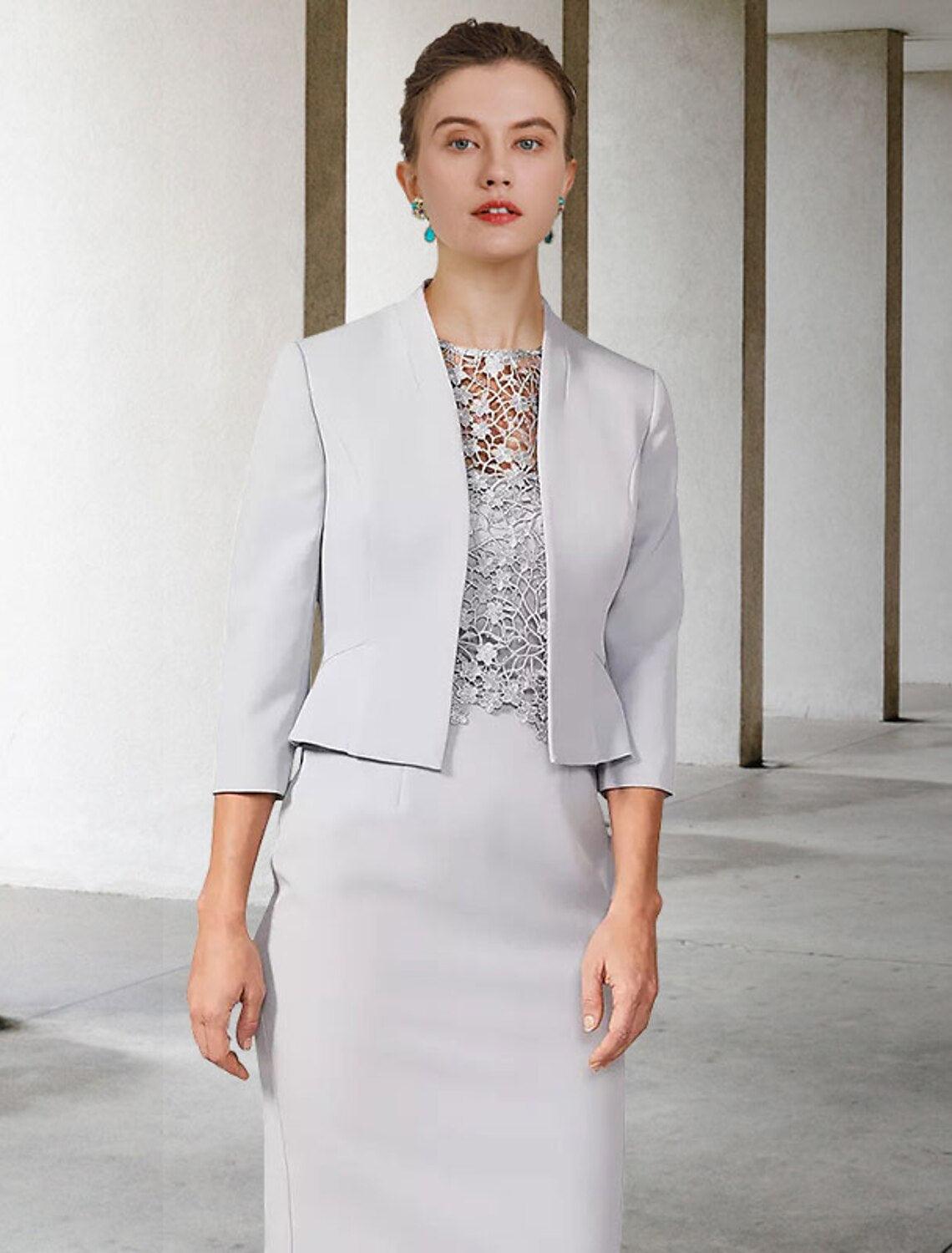 Vestido de mãe da noiva de duas peças, bainha/coluna, elegante, com decote em joia, comprimento até ao joelho, chiffon, renda, manga curta, casaco curto com aplicações