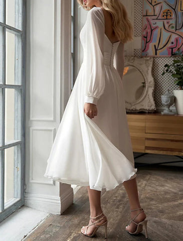 Brautparty Kleine weiße Kleider Herbstbrautkleider A-Linie Herzausschnitt Langarm Tee Länge Chiffon Brautkleider mit geraffter Schlitzfront