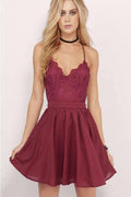 Robe de bal bordeaux à fines bretelles ligne A en dentelle courte PD356