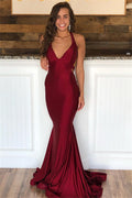 Vestido de Fiesta Largo de Sirena en Satin Borgoña con Escote en V Largo y Espalda Abierta sin Mangas