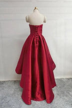 Burgunderrotes Herzchen-Satin High-Low-Heimkehrballkleid Kurzes Abschlussballkleid PD303