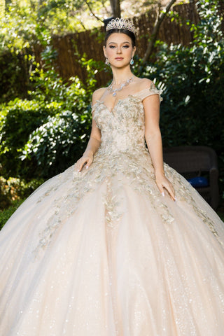 Schmetterlings-Ballkleid mit Herzausschnitt von Cinderella Couture 8046J
