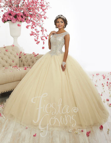 Vestido de quinceanera com manga curta e corte em A da Fiesta Gowns 56338