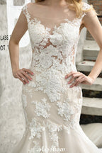 Robe de mariée sirène à manches chauve-souris en dentelle blanche/ivoire avec motif floral de jardin