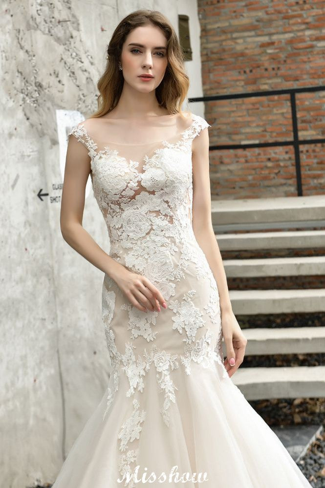 Robe de mariée sirène à manches chauve-souris en dentelle blanche/ivoire avec motif floral de jardin