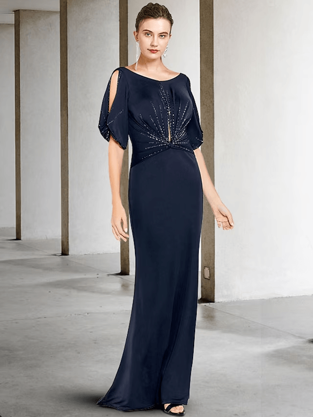 Vestido de mãe da noiva com bainha/coluna, tamanho grande, elegante, decote em joia, cauda longa/escova, chiffon elástico, manga curta com missangas