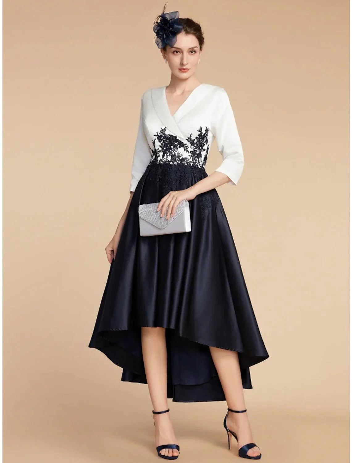 Vestido de mãe da noiva em linha A da Numbersea, elegante, pequeno, decote em V, assimétrico, cetim, renda, meia manga com franzido