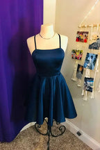 Uni Satin Kurzes Homecoming-Kleid A-Linie Abschlusskleid Y1865