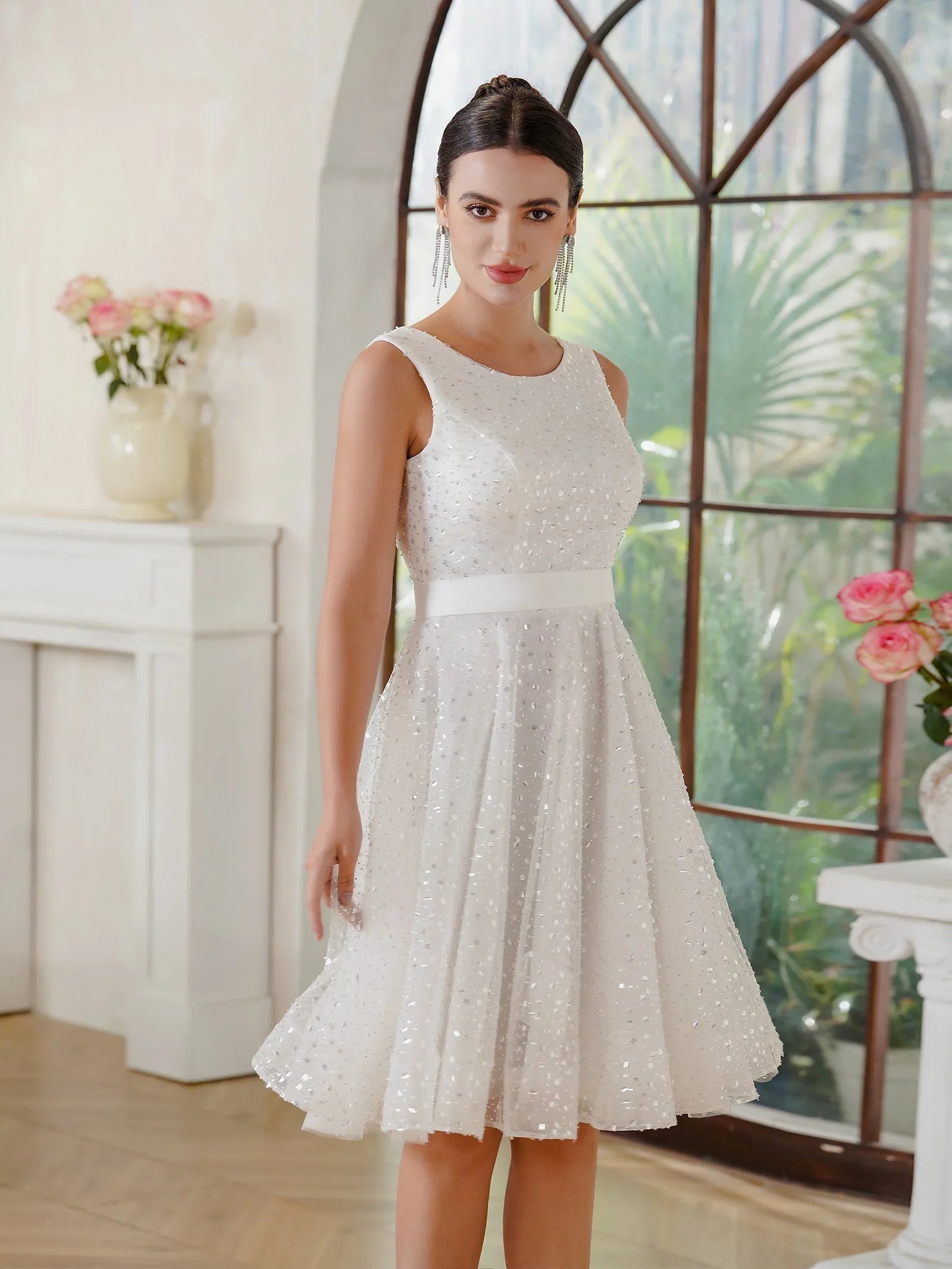 Reizvolles A-Linien-Tüll-Polyester-Trägerloses Kleid in Champagner für den Abschlussball mit Pailletten