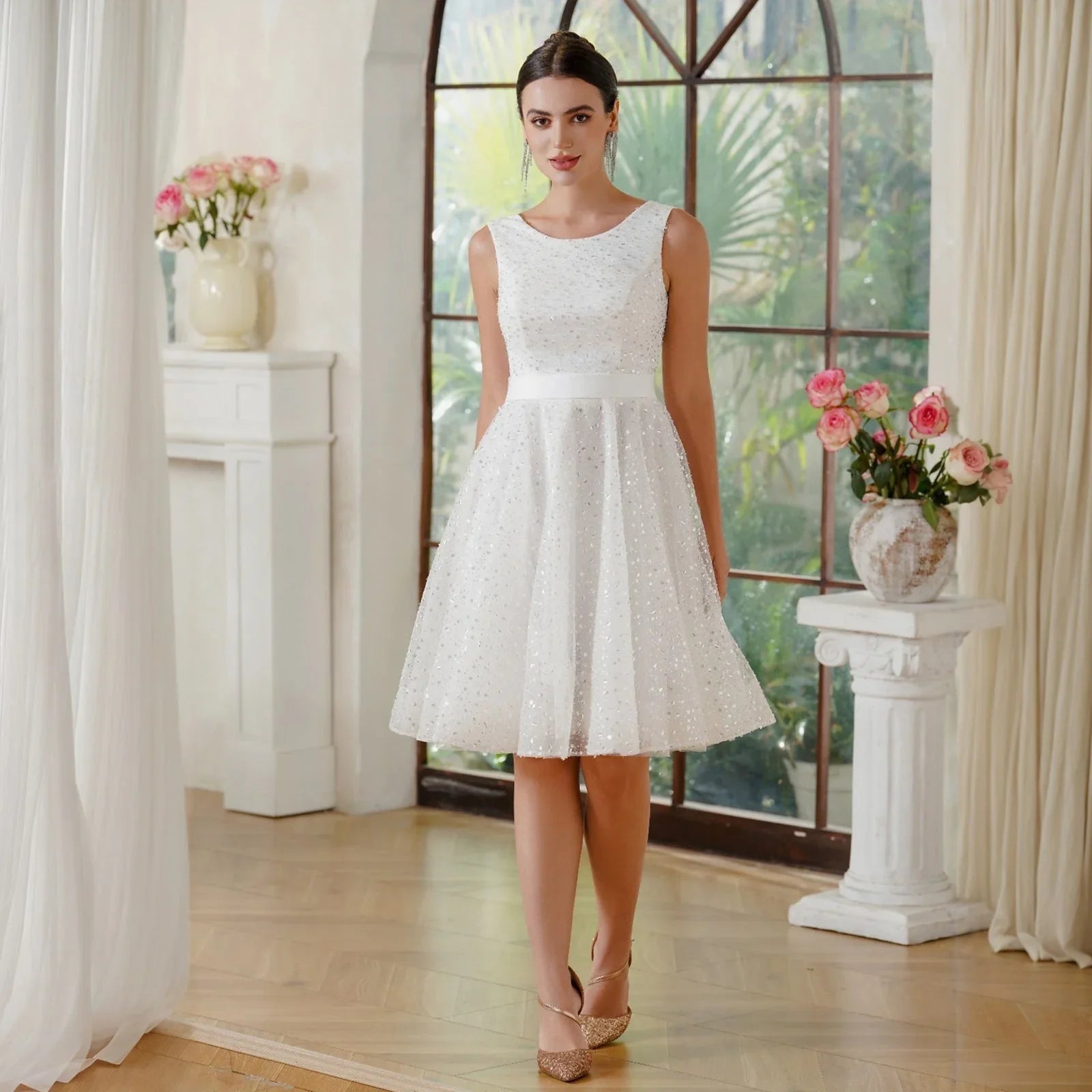 Reizvolles A-Linien-Tüll-Polyester-Trägerloses Kleid in Champagner für den Abschlussball mit Pailletten