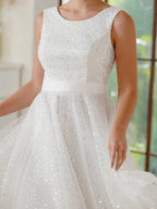Reizvolles A-Linien-Tüll-Polyester-Trägerloses Kleid in Champagner für den Abschlussball mit Pailletten