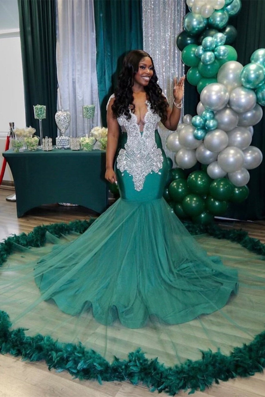 Charming Long V neck Sleeveless Tulle Beading Mermaid Prom Dress
