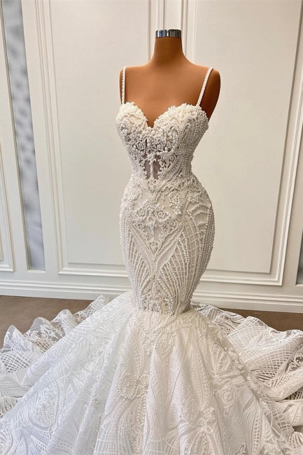 Charmantes trägerloses Meerjungfrauen-Brautkleid mit Rüschen und Spaghettiträgern