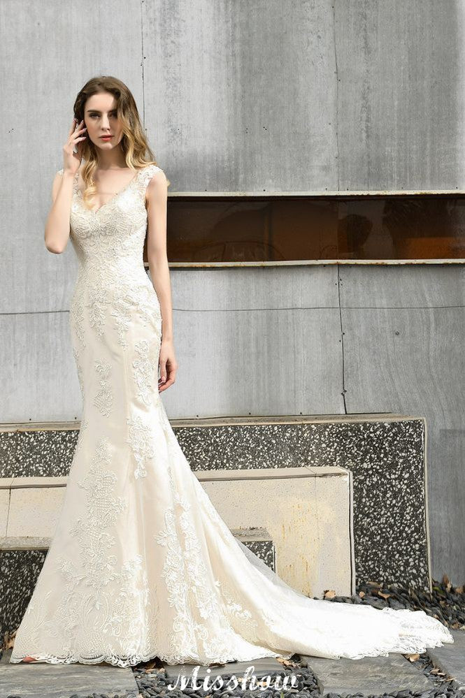 Charmantes V-Ausschnitt Spitze Blumen Meerjungfrau Brautkleid Ärmelloses Saint Kleid Für Die Braut