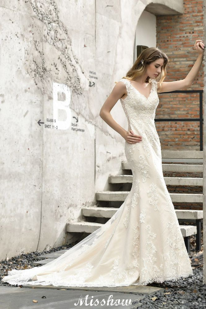 Charmantes V-Ausschnitt Spitze Blumen Meerjungfrau Brautkleid Ärmelloses Saint Kleid Für Die Braut