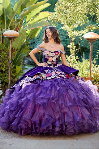 Charro schulterfreies Ballkleid mit Rüschen von Petite Adele PQ1050