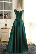 Abito da Sera Lungo Satinato Verde Scuro con Scollo a Barchetta per Feste PSK025