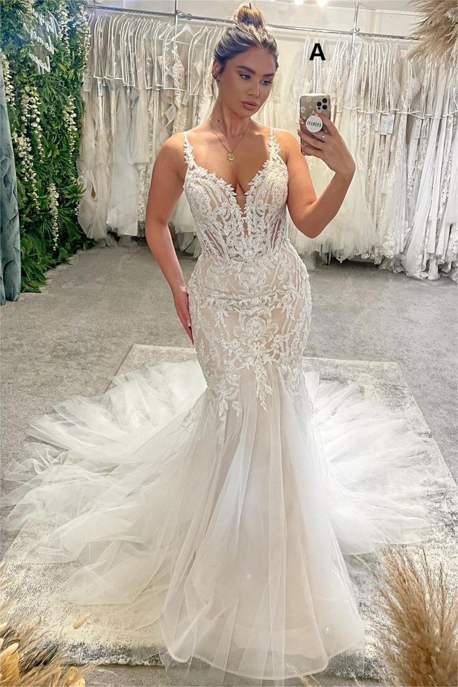 Chices bodenlanges V-Ausschnitt-Trägerkleid ohne Ärmel mit Meerjungfrauenschnitt und Kapellenzug als Hochzeitskleid
