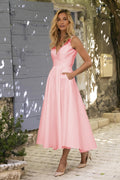 Schickes, kurzes, rückenfreies A-Linien-Ballkleid aus Satin mit V-Ausschnitt und Taschen