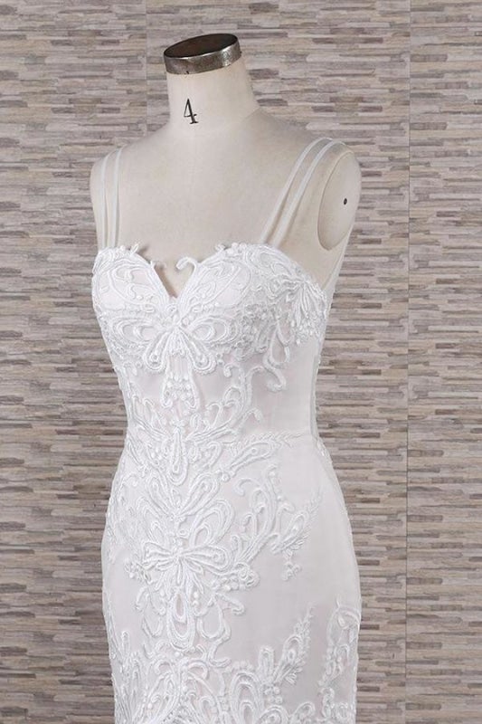 Chic Trägerkleid mit Applikationen und Meerjungfrau-Silhouette für elegante Hochzeitskleider