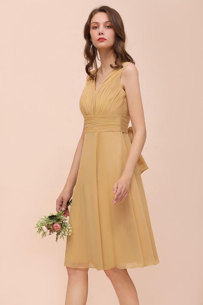 Chiffon Mini Golden Brautjungfernkleid Tägliches Freizeitkleid Ärmellos V-Ausschnitt