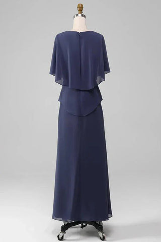 Klassisches, knielanges Chiffonkleid für die Brautmutter