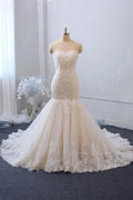 Vestido de Noiva Clássico Comprido Cauda de Sereia Decote Coração Sem Costas Aplicações de Renda Tule
