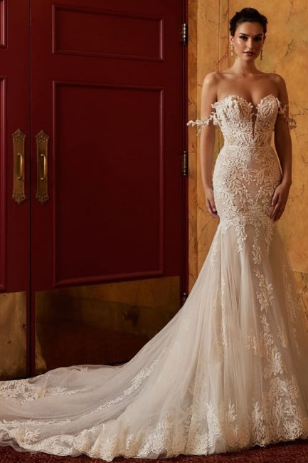 Elegante Trägerlose Meerjungfrau-Spitzen-Brautkleider mit Applikationen
