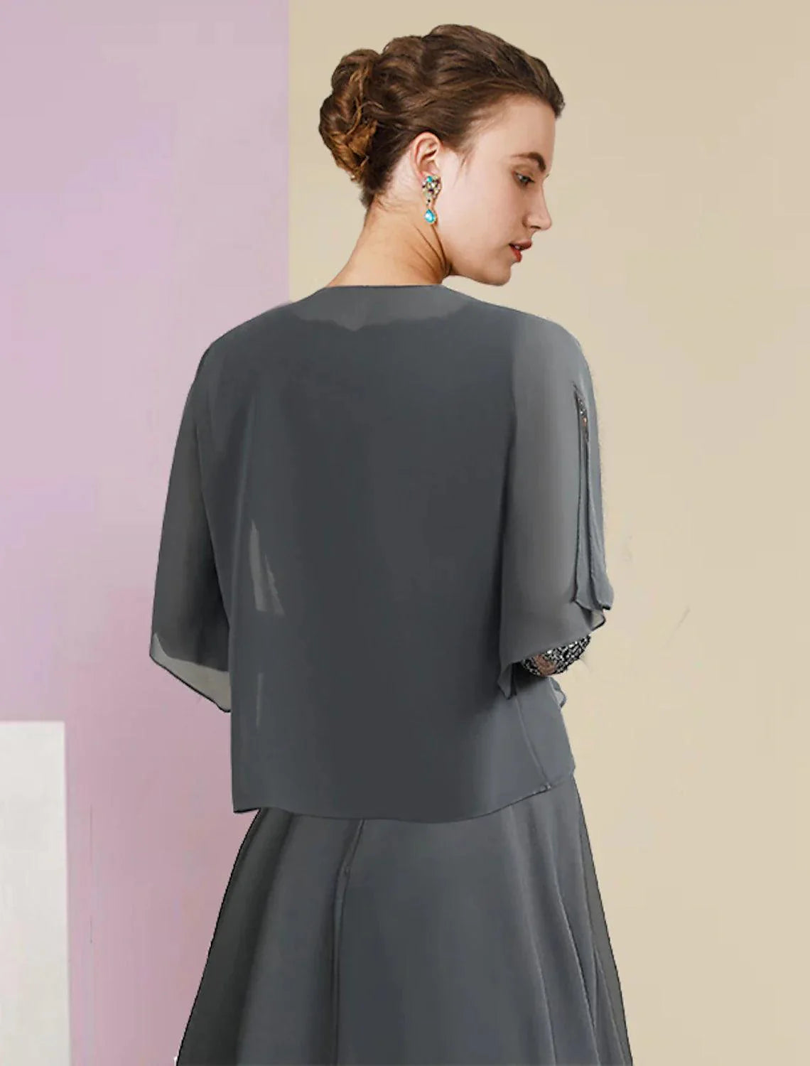 Vestido de mãe da noiva em duas peças, corte A, formal, para festa de casamento, elegante, decote quadrado, assimétrico, comprimento chá, chiffon, renda, manga 3/4, wrap, incluído com aplicações franzidas