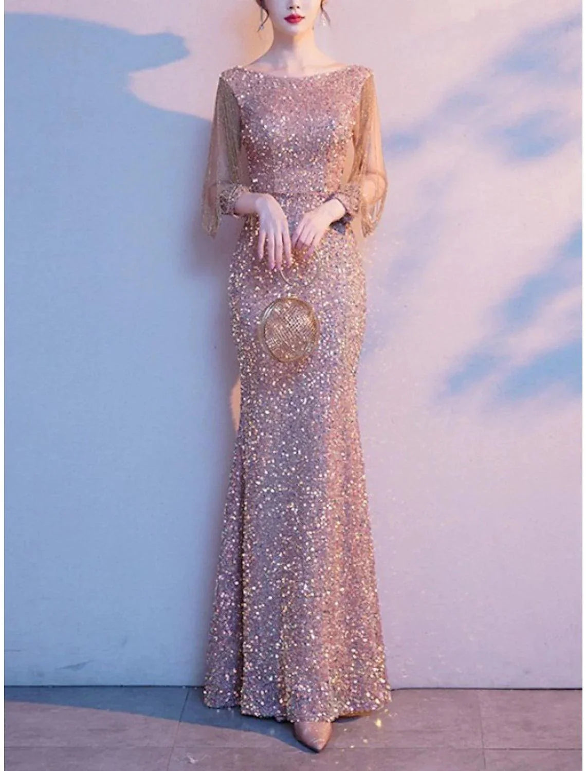 Vestido de mãe da noiva com bainha/coluna, elegante, com brilho e decote pequeno, comprimento até ao chão, lantejoulas, manga 3/4, cor sólida