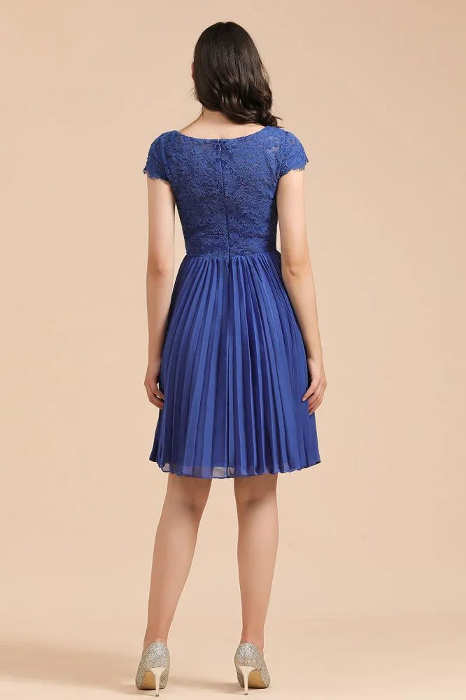 Niedliches Spitze Chiffon Mini-Partykleid Kurzärmlig Kniebundlanges Homecoming-Kleid
