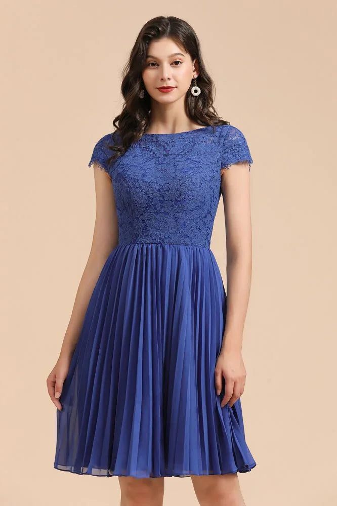 Niedliches Spitze Chiffon Mini-Partykleid Kurzärmlig Kniebundlanges Homecoming-Kleid