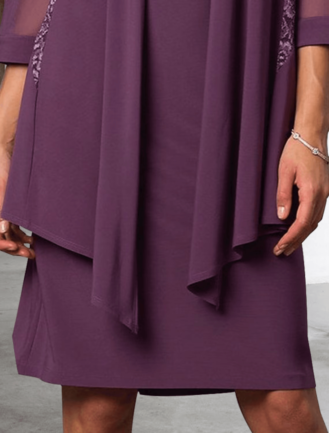 Vestido de mãe da noiva de duas peças, com bainha/coluna, elegante, decote em joia, comprimento até ao joelho, chiffon, renda, sem mangas, com cor sólida