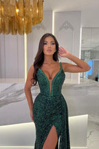 Vestidos de festa compridos com decote em V, sereia, verde escuro, alças finas, lantejoulas e racha