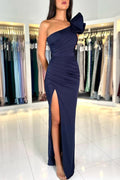 Dunkelmarineblaues, langes One-Shoulder-Meerjungfrauen-Ballkleid aus Chiffon mit Schlitz