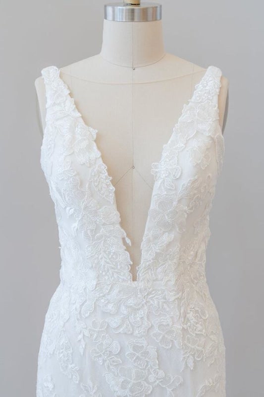 Tief ausgeschnittene Applikationen Tüll Meerjungfrau Elegante Hochzeitskleider