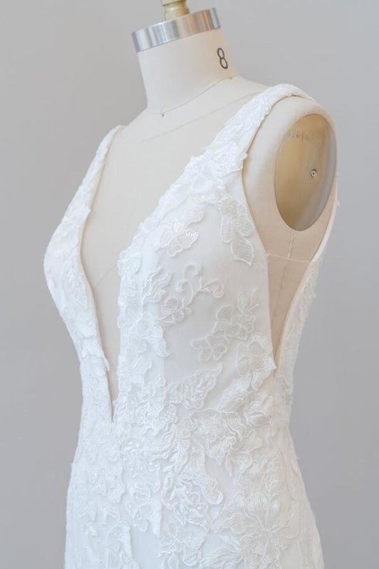 Tief ausgeschnittene Applikationen Tüll Meerjungfrau Elegante Hochzeitskleider