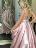 Vestidos de baile de cetim vermelho com decote em V profundo e contas, com bolsos, PG938