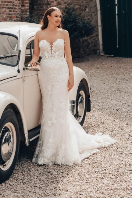 Designer-Langes Elfenbein-Meerjungfrau-Trägerloses Spitzen-Brautkleid mit Schleppe