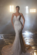 Vestido de Noiva Longo de Estilista Com Decote em V e Alças Finas de Espaguete e Renda