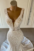 Vestidos de Noiva Longos e de Cauda de Sereia Decotados em V Sem Mangas Com Renda de Estilista