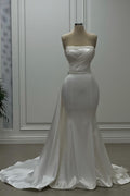 Designer Meerjungfrau Satin Trägerlos Ärmellos Elfenbein Brautkleid mit Perlenstickerei