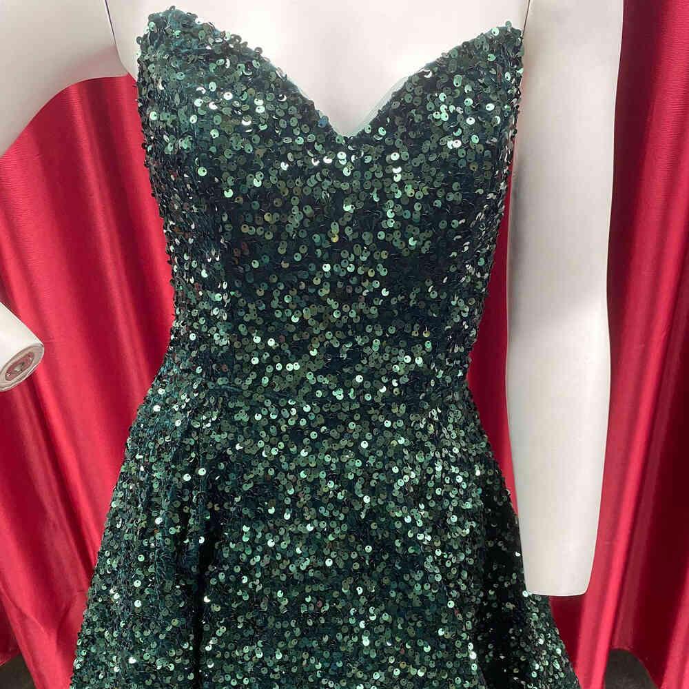 Vestido de Baile de Regreso al Hogar en Línea A con Lentejuelas Verde Oscuro Corazón Dulce Y1409