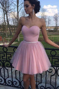 Vestidos de festa de finalistas sem alças em tule rosa empoeirado com faixa de contas PD341